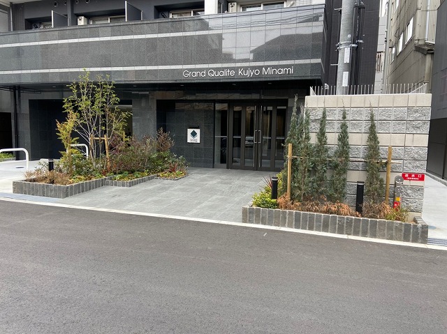 エントランス　エントランス