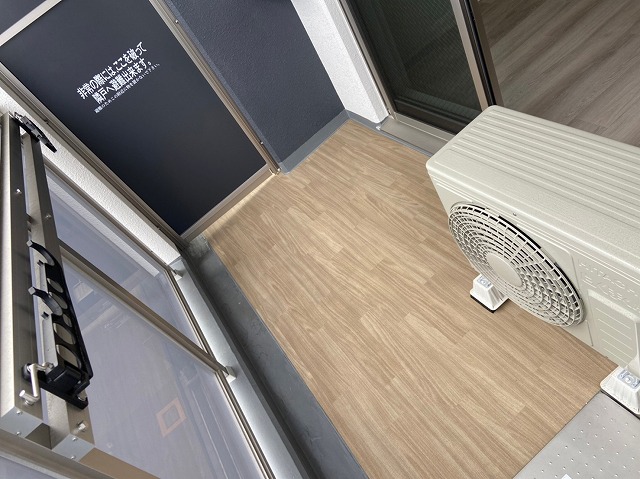 バルコニー　バルコニー