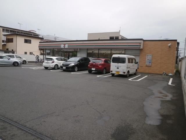 中学校　船橋市立湊中学校（中学校）まで968m