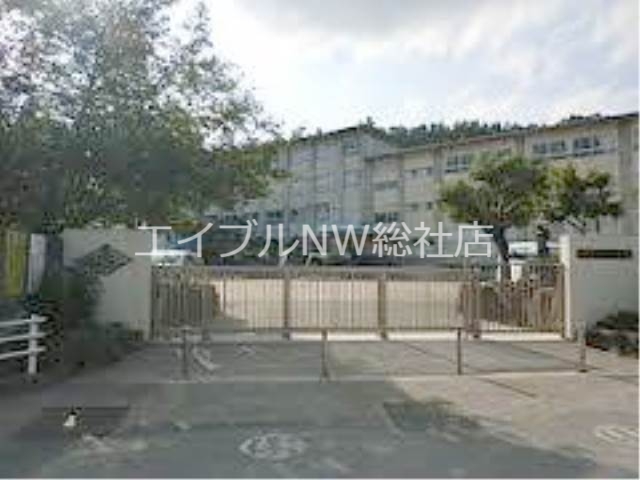 小学校　倉敷市立菅生小学校（小学校）まで1351m