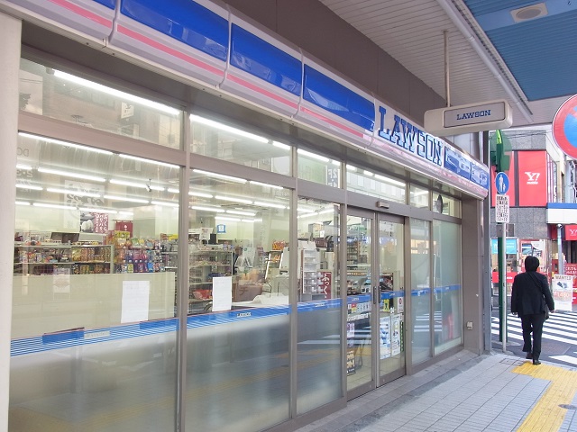 コンビニ　ローソン大井町銀座通り店（コンビニ）まで129m