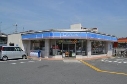 コンビニ　ローソン 寝屋川楠根北町店（コンビニ）まで186m