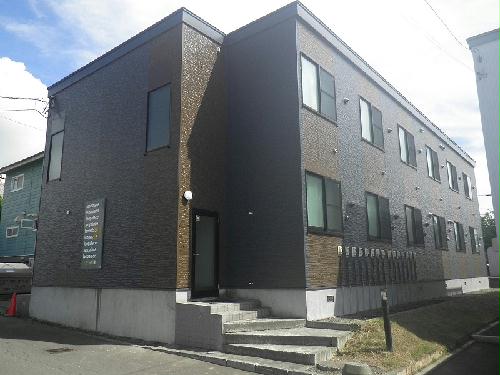 建物外観　2024年8月8日外壁塗装工事完了