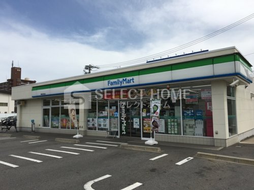 コンビニ　ファミリーマート 岡崎牧御堂店（コンビニ）まで681m