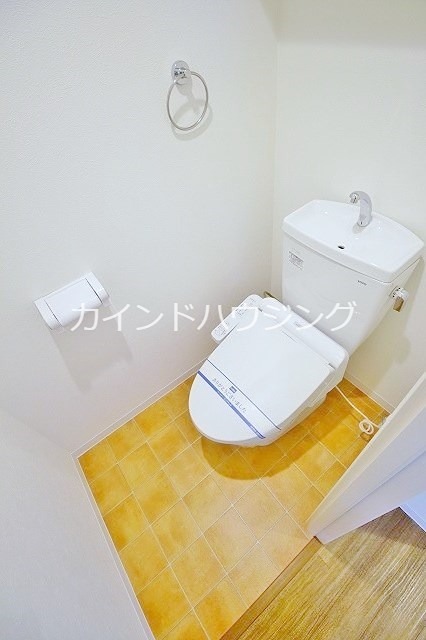 【大阪市西成区長橋のマンションのトイレ】