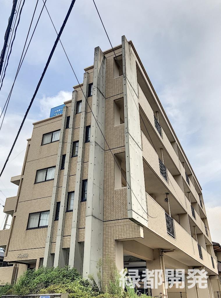下関市幡生本町のマンションの建物外観