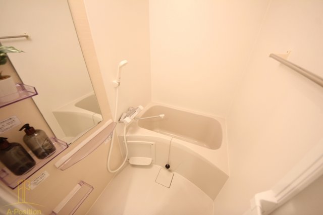 バス・シャワールーム　セレニテ本町ルフレ