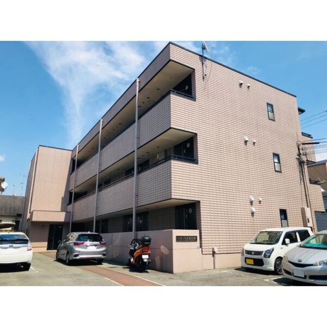 神戸市中央区大日通のマンションの建物外観