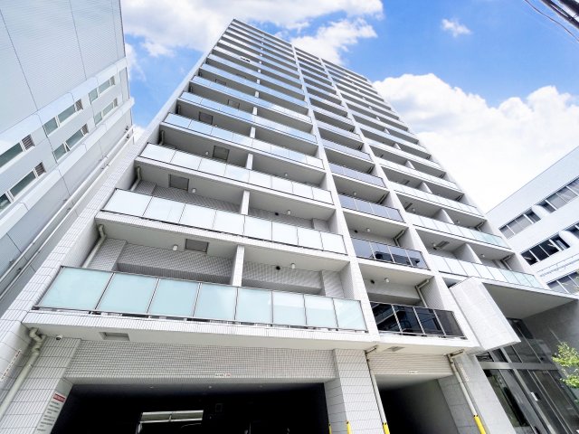 第22関根マンションの建物外観