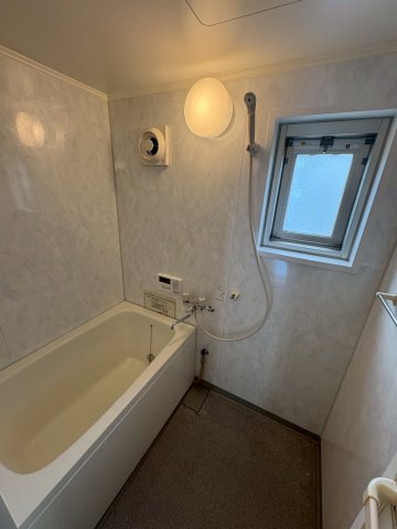 バス・シャワールーム　きれいなお風呂です