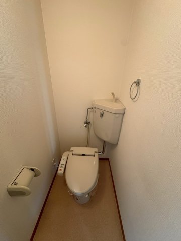 トイレ　ゆったりとした空間のトイレです
