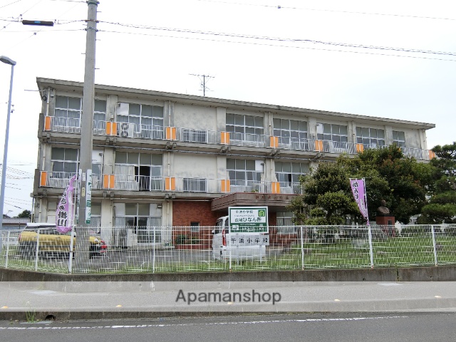 小学校　千浜小学校（小学校）まで3985m