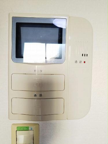 セキュリティ　モニター付きインターフォンで安心。