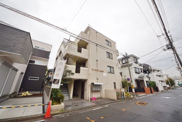 ふじみ野市西のマンションの建物外観