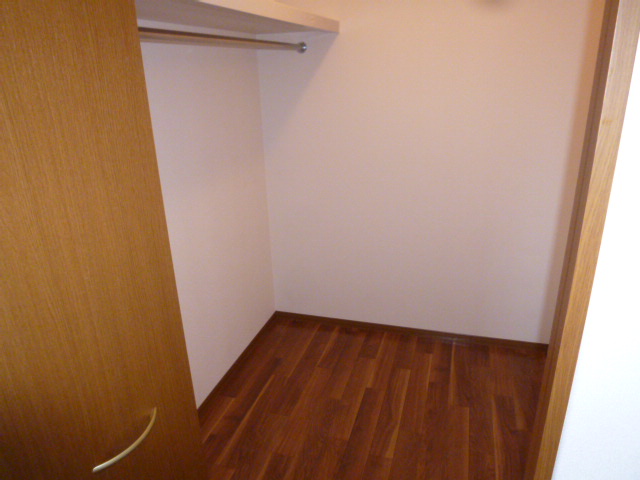 収納　ウォークインクローゼット