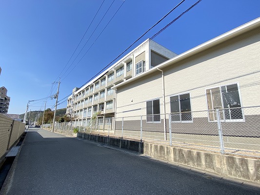 小学校　大塩小学校（小学校）まで2270m
