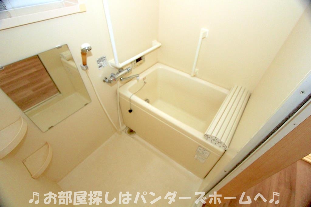 渚南町貸家の風呂写真
