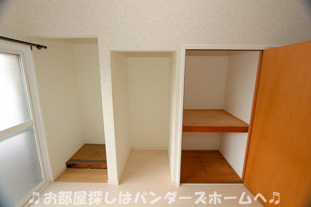 渚南町貸家の内装写真