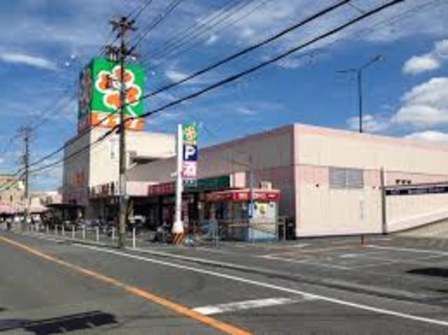 スーパー　ライフ福泉店（スーパー）まで750m