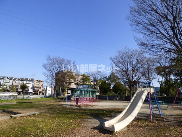 【ジュネビーブ　Iの公園】