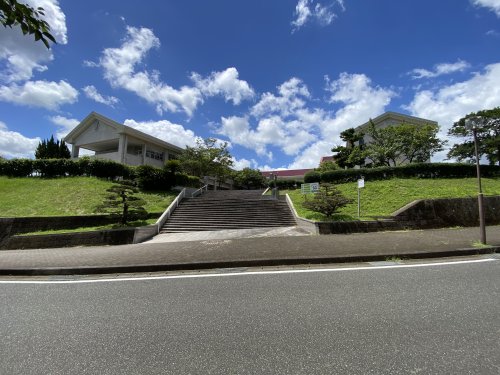 【嬉野市嬉野町大字岩屋川内のアパートの小学校】