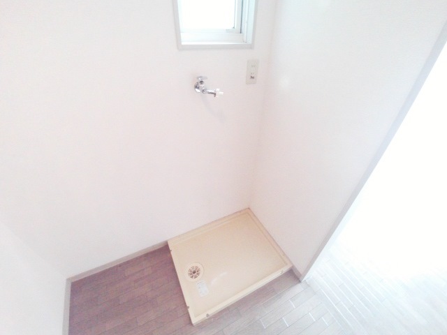 洗面設備　室内洗濯パン