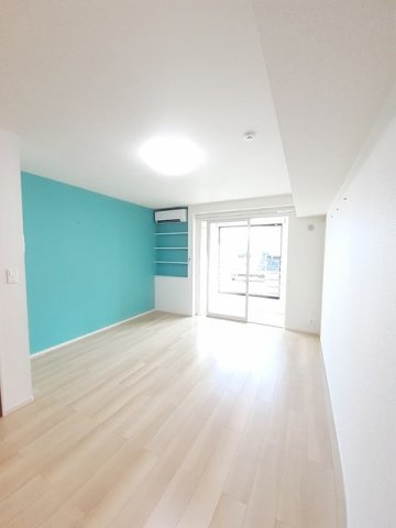 居室・リビング　使いやすい居間です