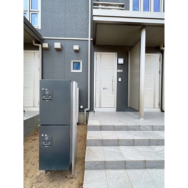 ロビー　玄関前