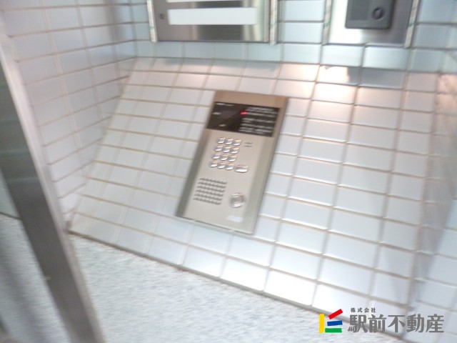 エントランス　オートロック