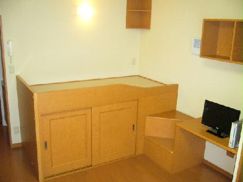 その他　収納付きベット