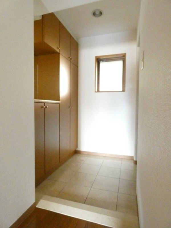 玄関　図面と現状に相違がある場合には現状を優先