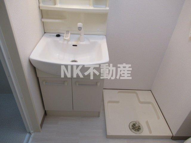 洗面設備　脱衣スペースもあります