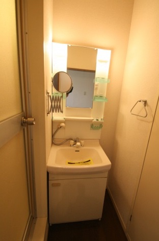 洗面設備　洗面台です。