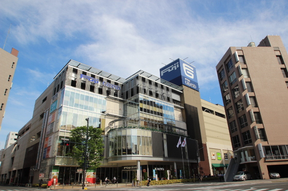 コンビニ　セブンイレブン広島宝町南店（コンビニ）まで242m