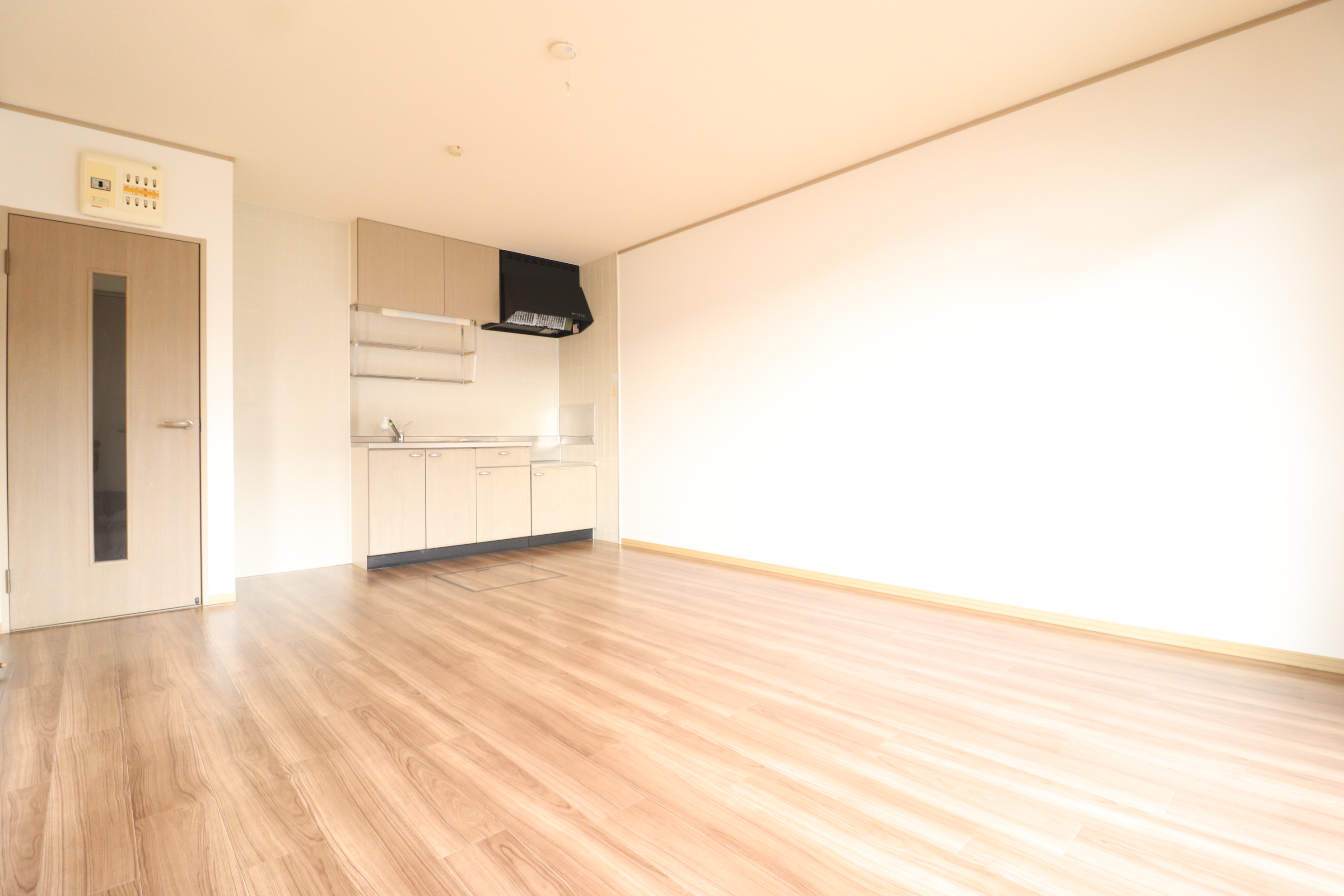 居室・リビング　広々リビングです！