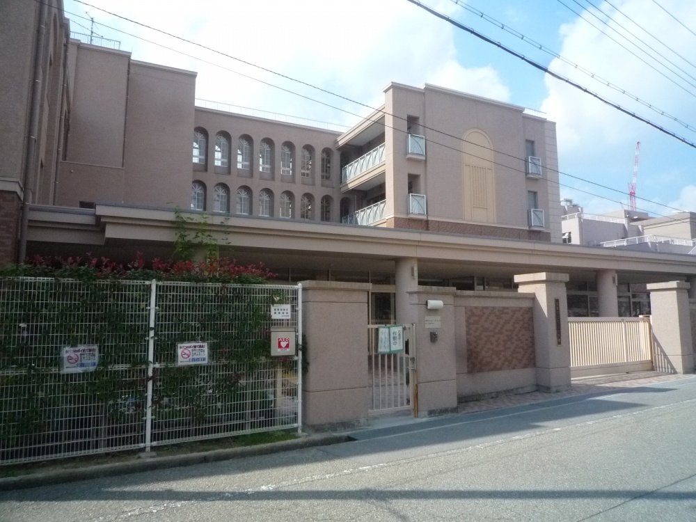 小学校　宝塚市立　仁川小学校（小学校）まで299m
