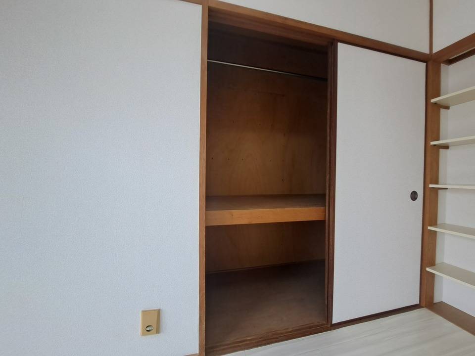 収納　クローゼット