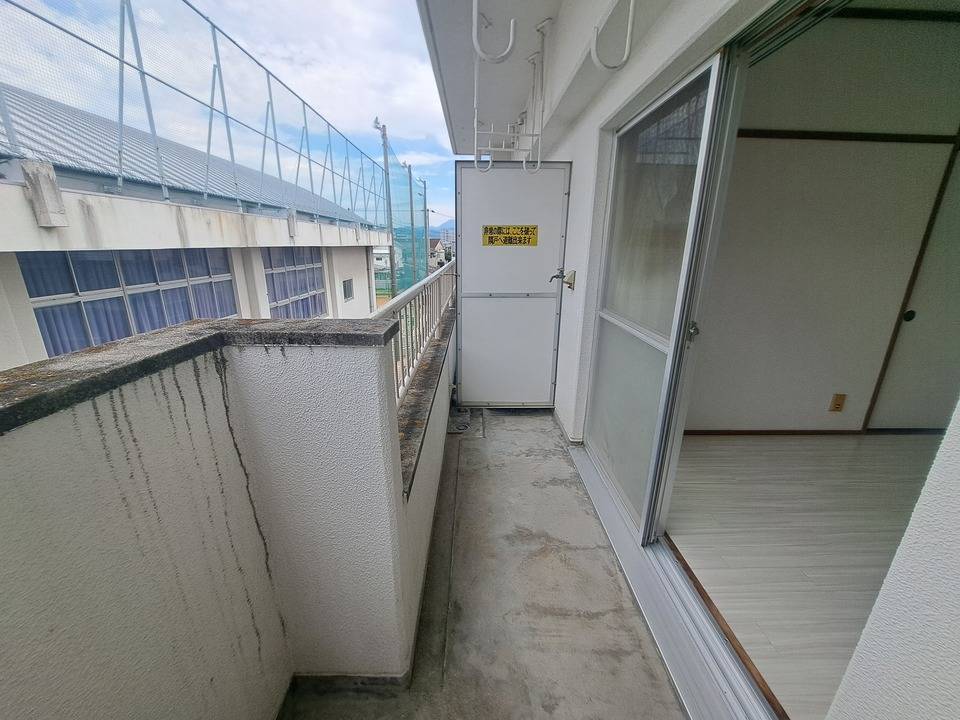 バルコニー　バルコニー