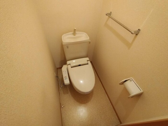トイレ　コンパクトで使いやすいトイレです
