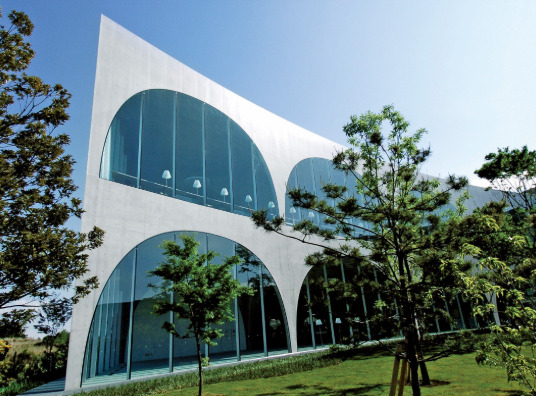大学・短大　私立多摩美術大学（大学・短大）まで2116m