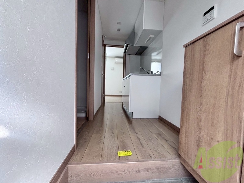 玄関　玄関でございます。毎日の出入りはこちらから。
