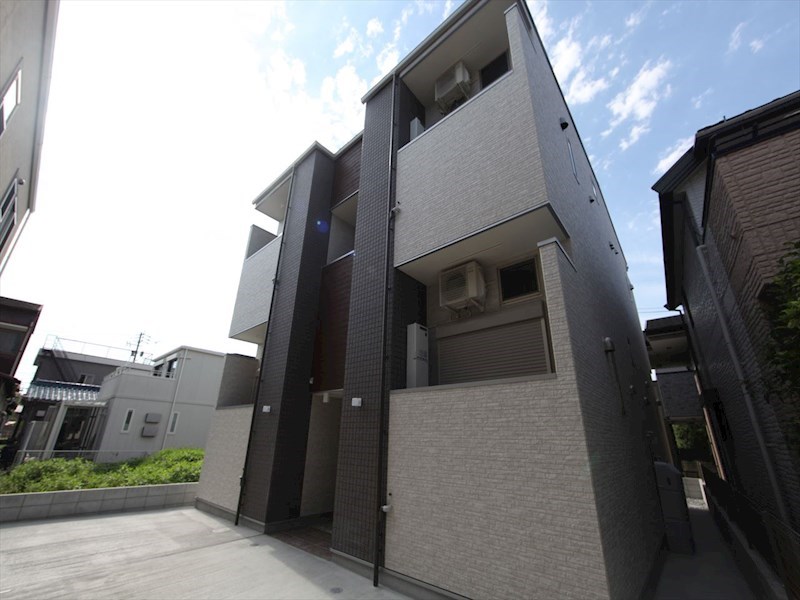 建物外観　外観　宅配ＢＯＸ有り　デザイナーズ