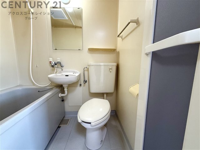 トイレ　トイレもきれいです