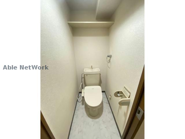 トイレ　別号室写真