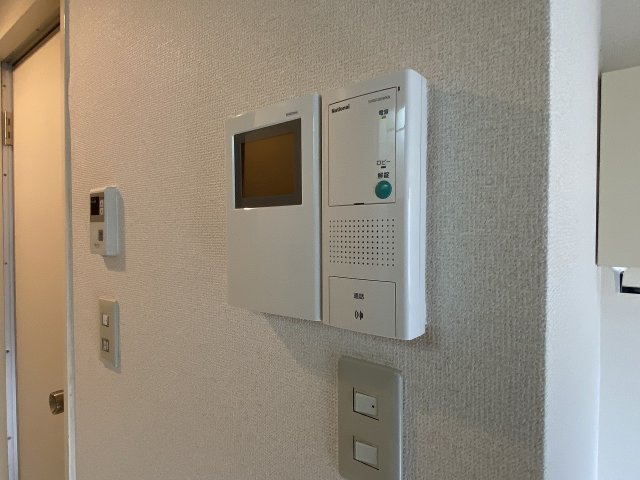 セキュリティ　モニター付きインターホンです