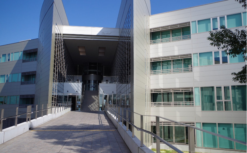 大学・短大　私立植草学園大学（大学・短大）まで2719m