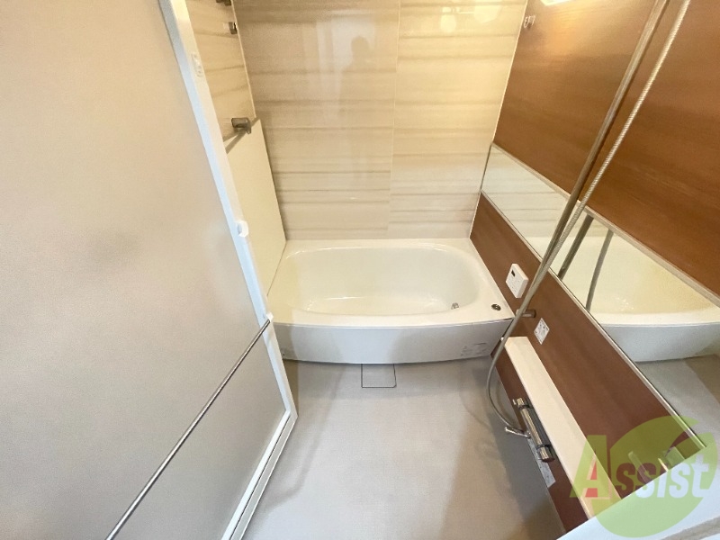 バス・シャワールーム　ゆったり疲れる浴槽は癒されますね。