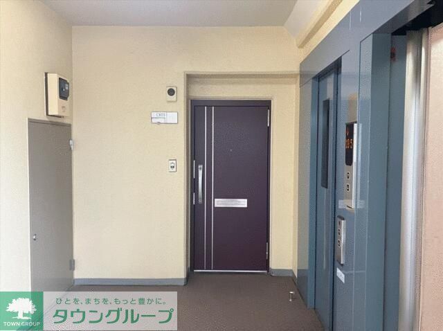 玄関　お問合せは【タウンハウジング】まで！※現地待合わせ相談可！