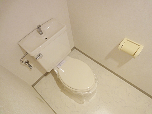 トイレ　落ち着いたトイレです