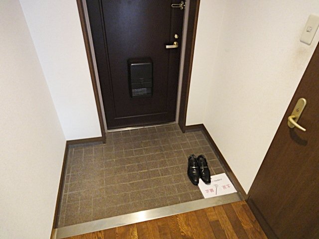 玄関　明るい玄関です